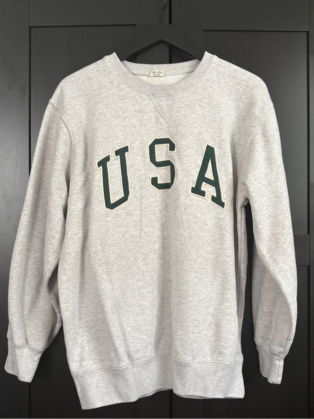 BRANDY MELVILLE USA Crewneck